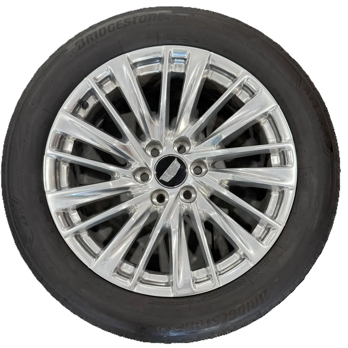 Cadillac Escalade 22" Polished, 275/50R22 Tires, Set Of 4,  Part # R4e 1