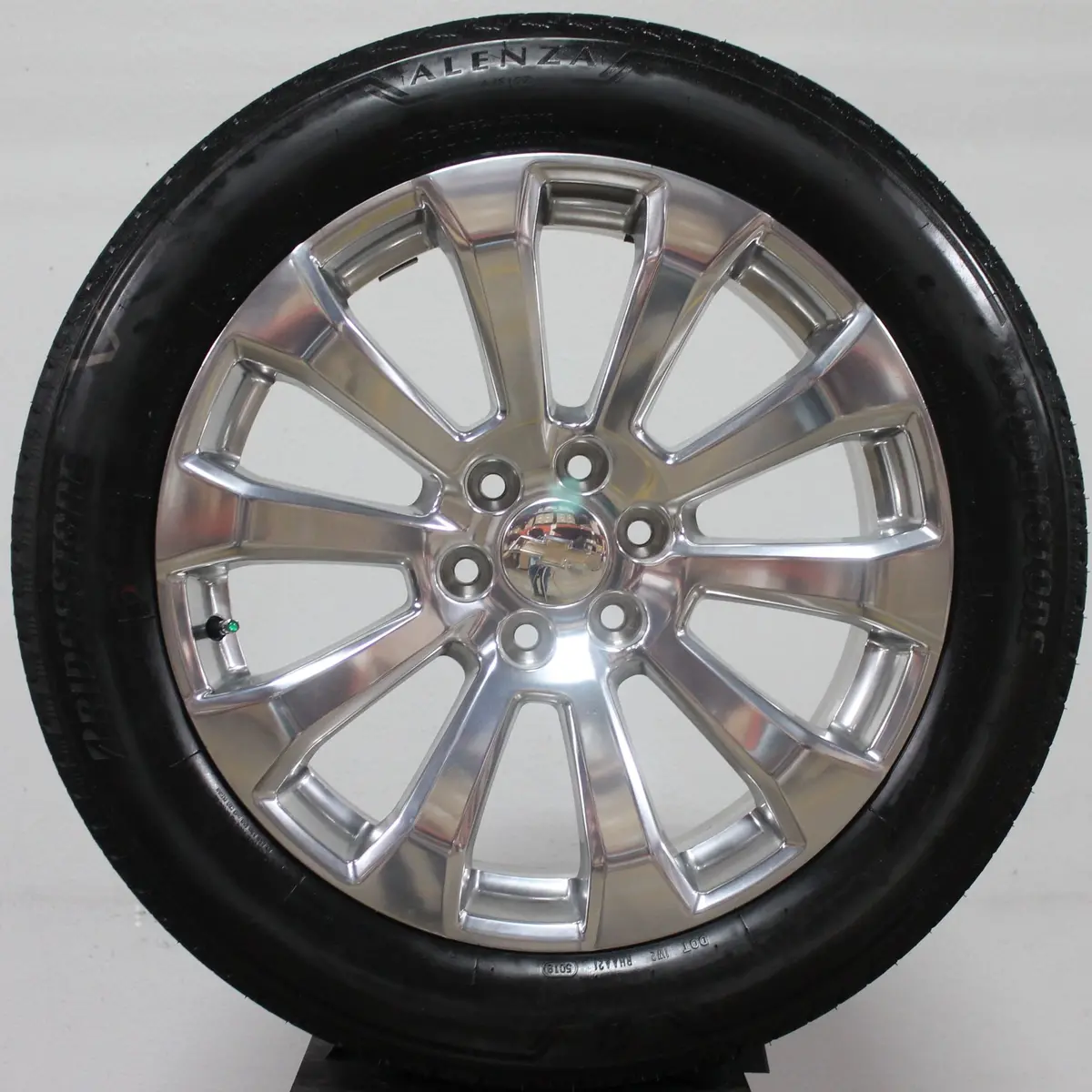 Chevrolet Silverado High Country 22" Polished Wheels, 275/50R22 Tires, Set Of 4, Part # Rva2020 1