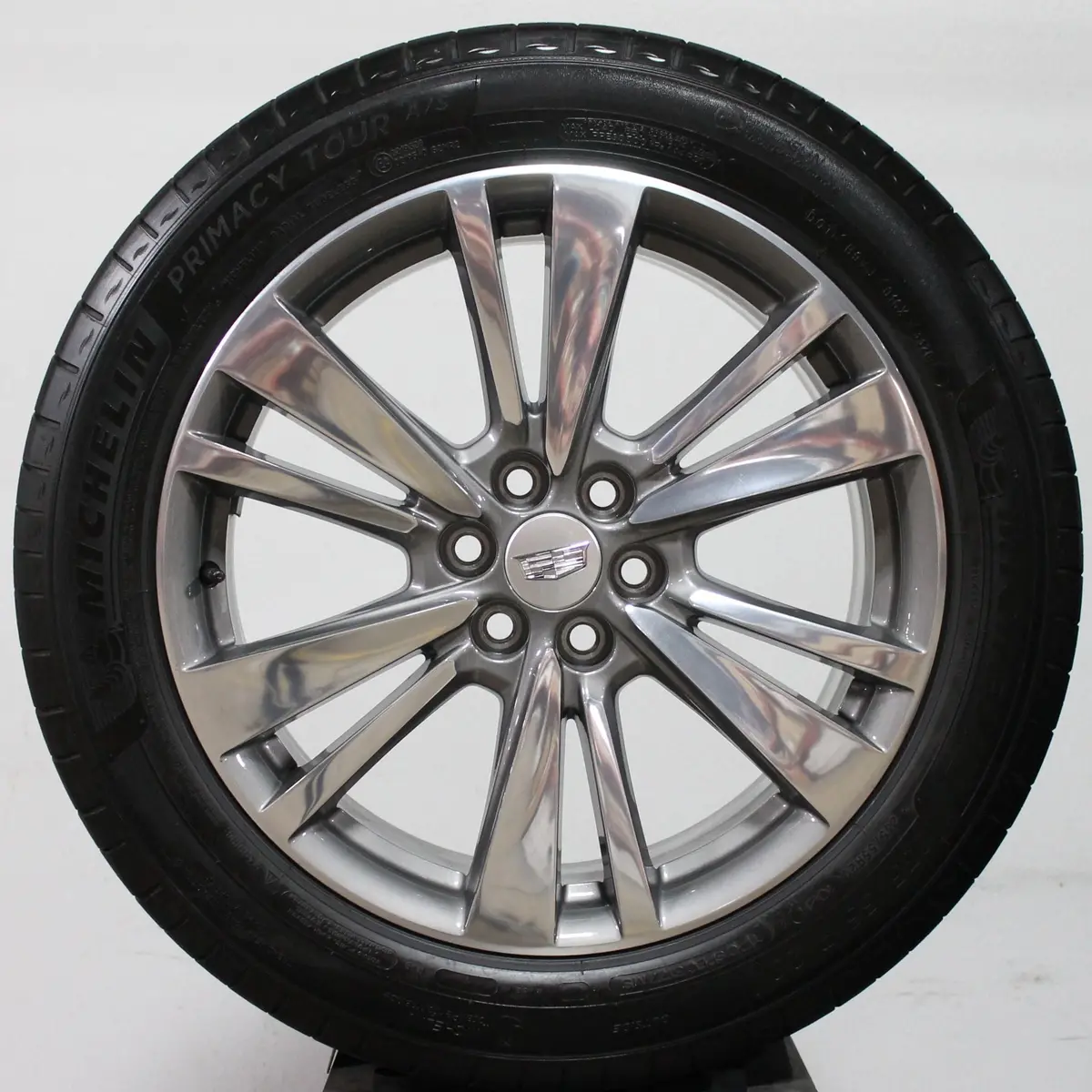Cadillac Xt5 / Xt6 20" Grey / Polished Wheels, 235/55R20 Michelin Tires, Set Of 4, Part # Q6r 1
