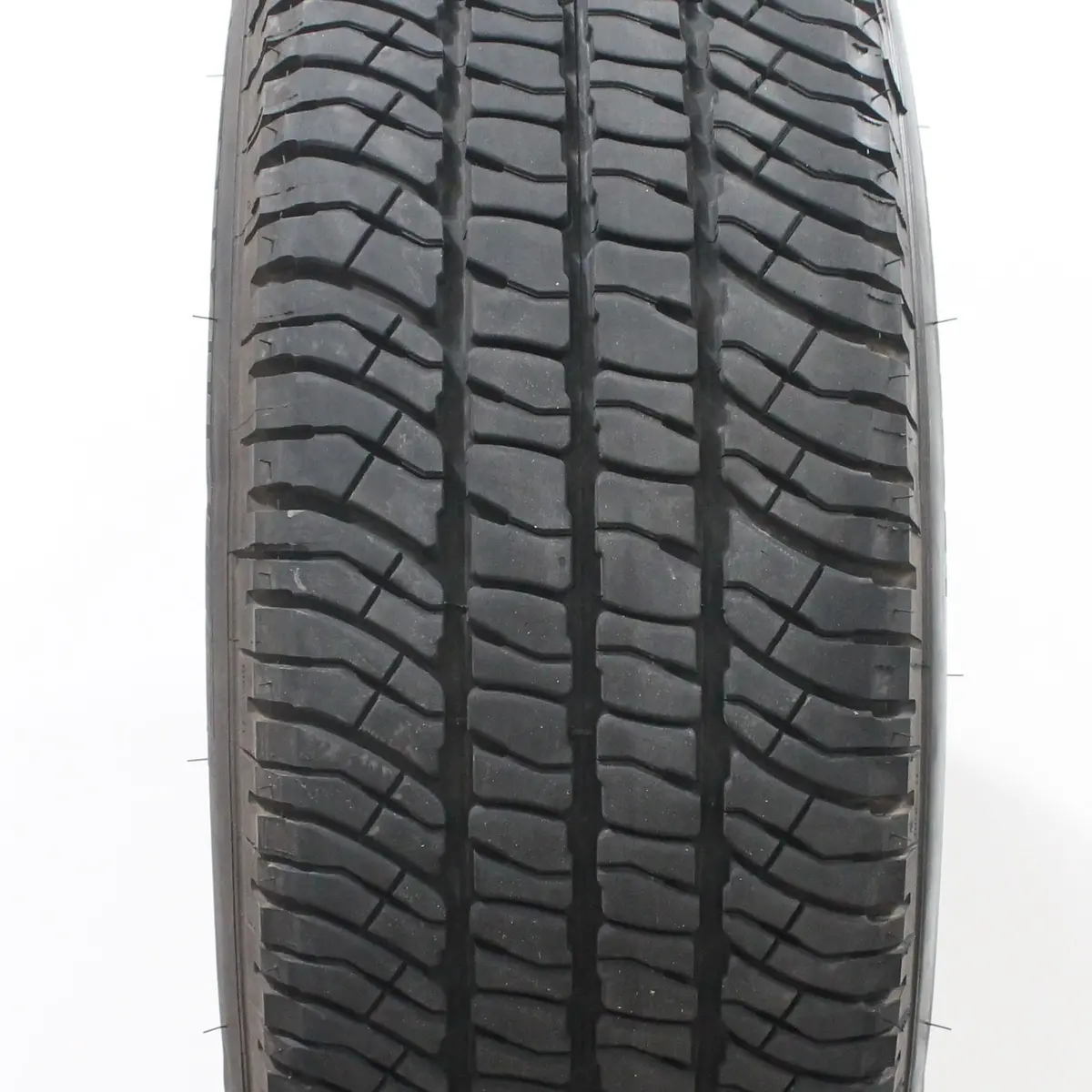 Gmc Sierra 2500 Hd 18" Grey / Machined, 275/70R18 Michellin Tires, Set Of 4, Part#-Pxd 2