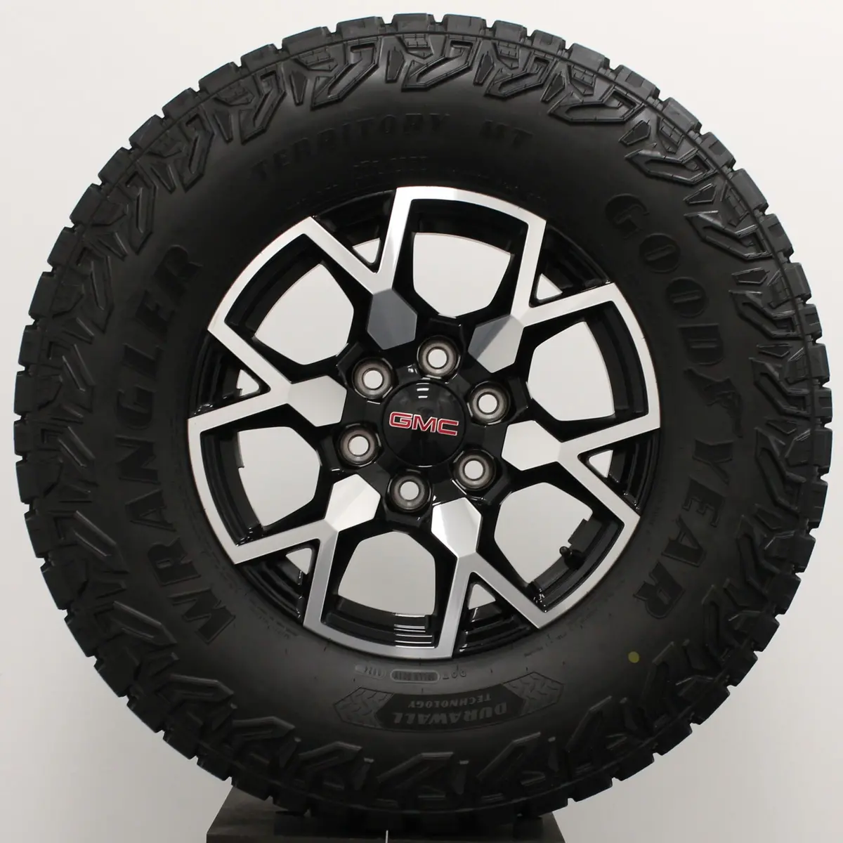 Gmc Canyon At4x 17" Black / Machined Wheels, 285/70R17 Goodyear Mt Tires, Set Of 4, Part #R34 1