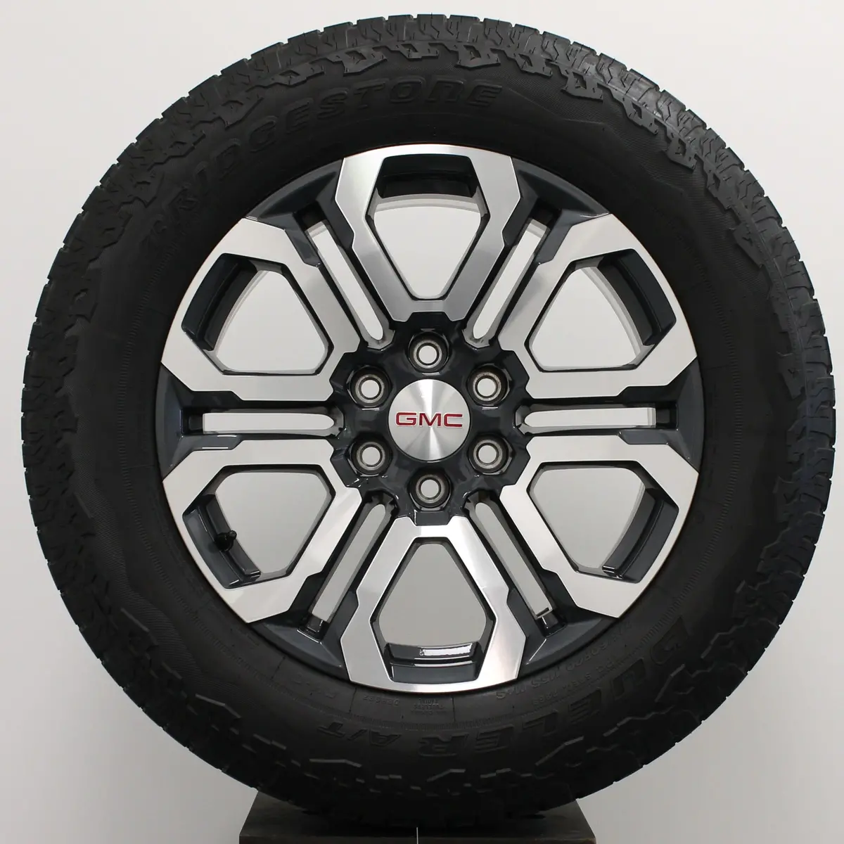 Gmc Canyon At4 20" Grey / Machined Wheels, 275/60R18 Bridgestone Dueller At Tires, Set Of 4 1